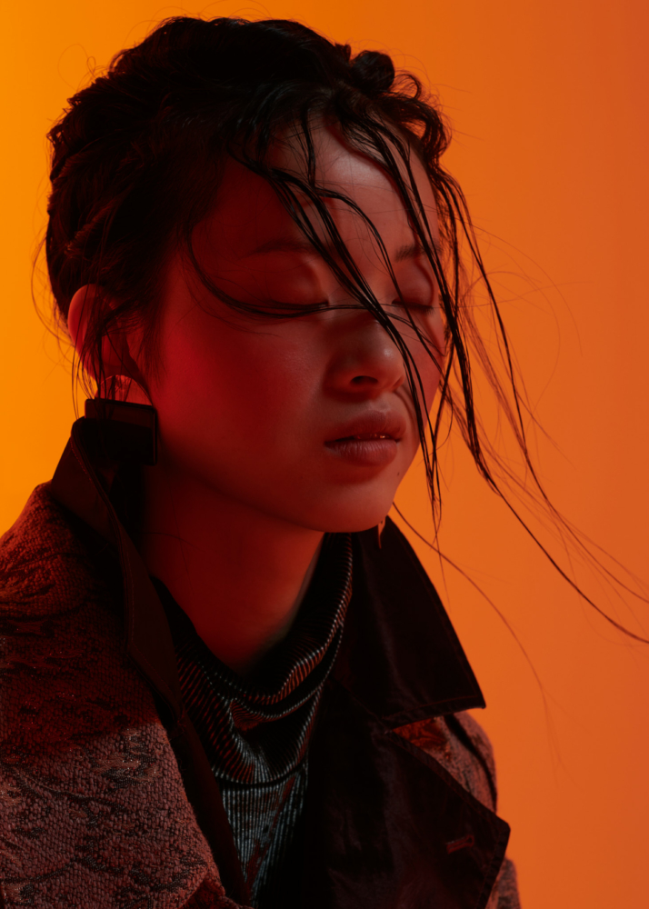 2020-FAUST_BLACKHOLES01635_HD