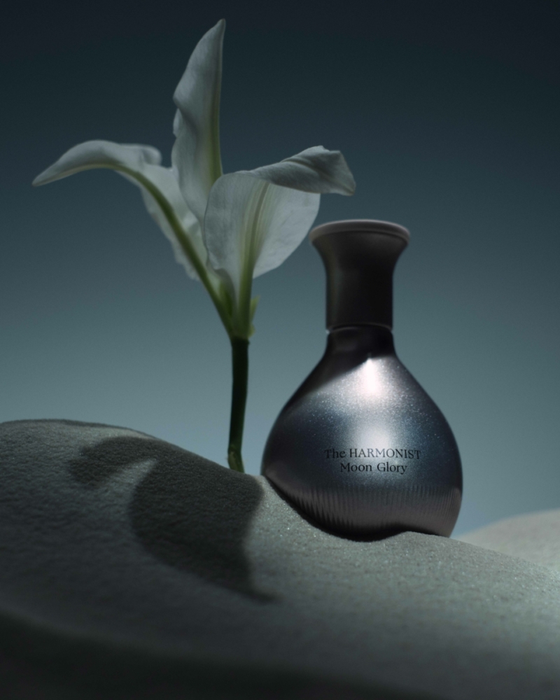 MOON GLORY 0062 1 R2